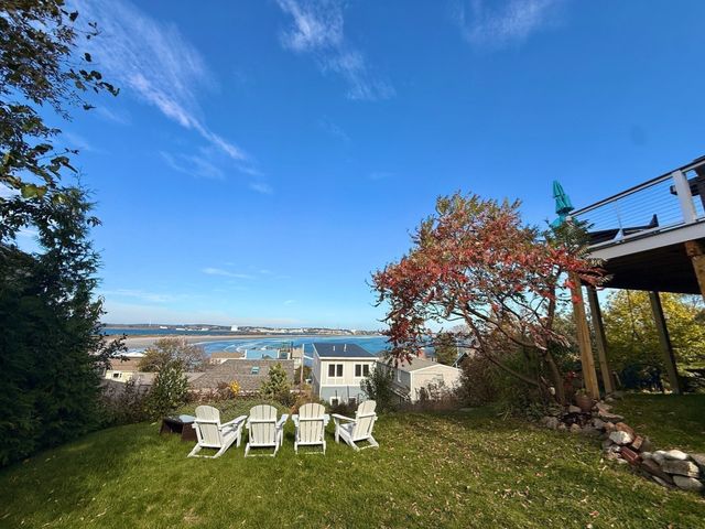 18 Lennox Rd 1, Nahant, MA 01908