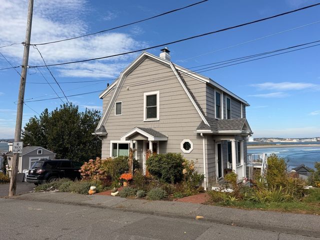 18 Lennox Rd 1, Nahant, MA 01908