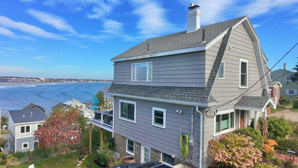 18 Lennox Rd 1, Nahant, MA 01908
