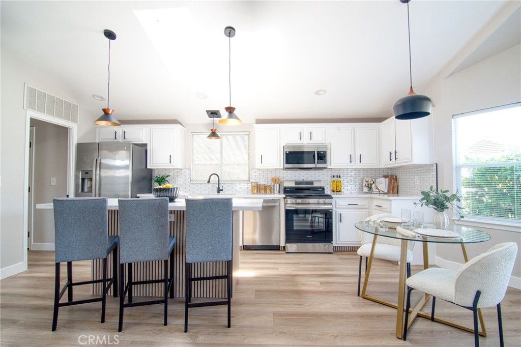 Image 9 of property listing at 16444 Bolsa Chica Avenue 74, Huntington Beach, CA 92649