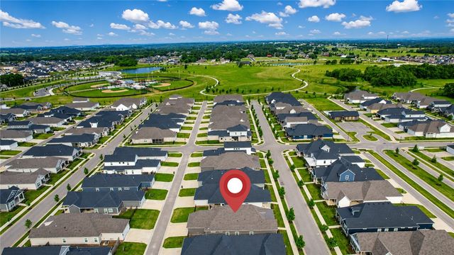 6777 Somerset Place, Springdale, AR 72762