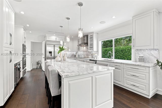 3267 Riviera Dr, Coral Gables, FL 33134