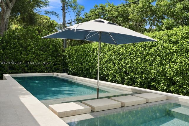 3267 Riviera Dr, Coral Gables, FL 33134