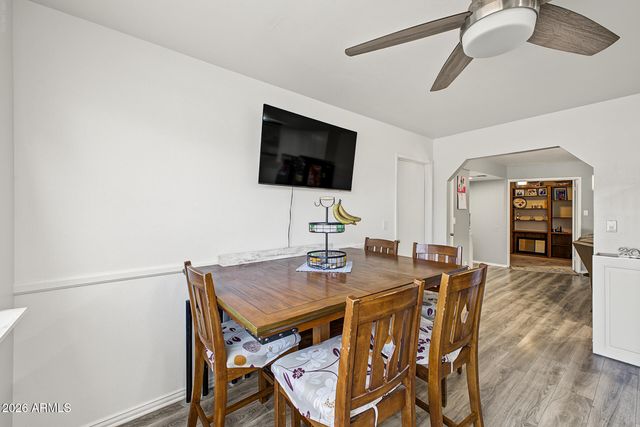 1820 W OBISPO Avenue, Mesa, AZ 85202