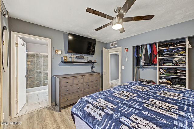 1820 W OBISPO Avenue, Mesa, AZ 85202