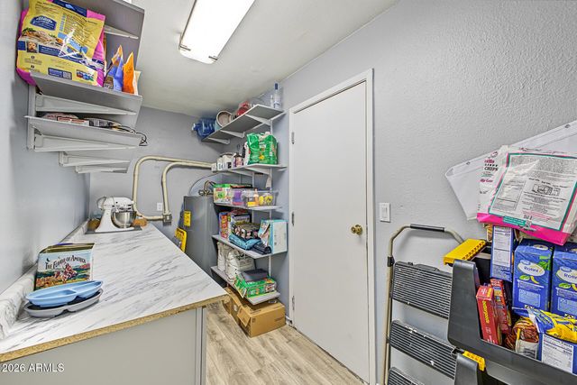 1820 W OBISPO Avenue, Mesa, AZ 85202