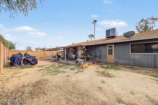 1820 W OBISPO Avenue, Mesa, AZ 85202