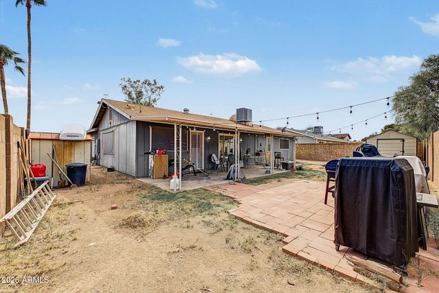 1820 W OBISPO Avenue, Mesa, AZ 85202