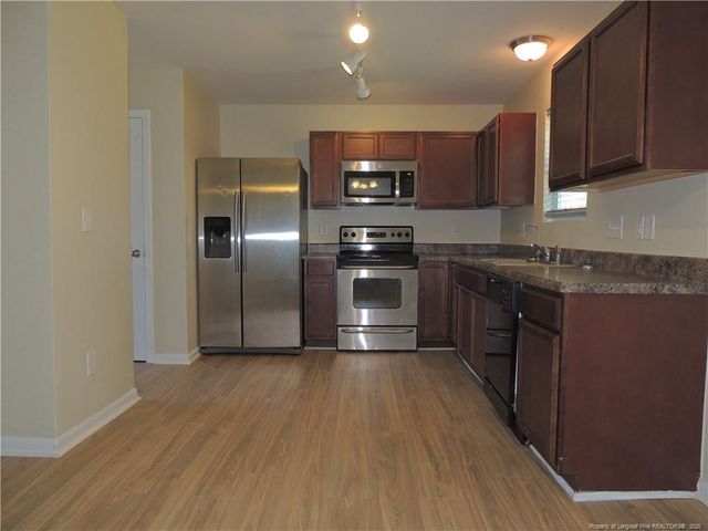 46 Hallow Oak Street, Spring Lake, NC 28390