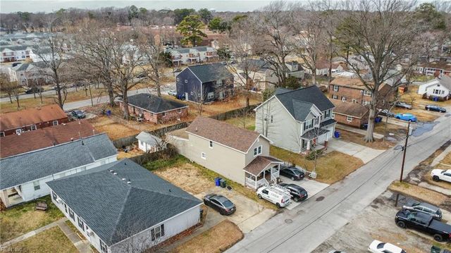 8911 London ST, Norfolk, VA 23503