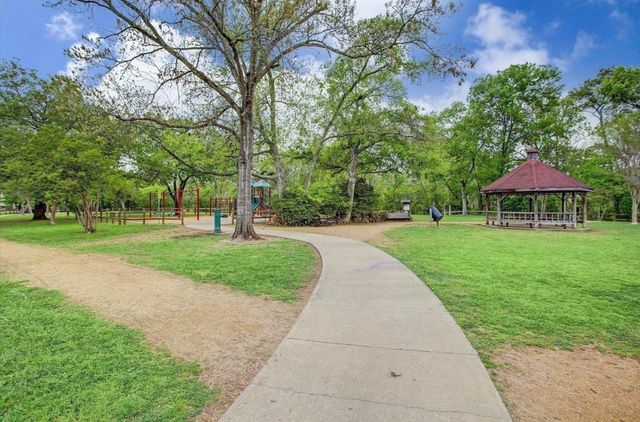 1803 Stoney Brook Drive 108, Houston, TX 77063