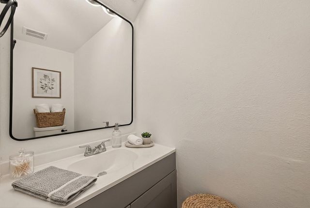 1803 Stoney Brook Drive 108, Houston, TX 77063