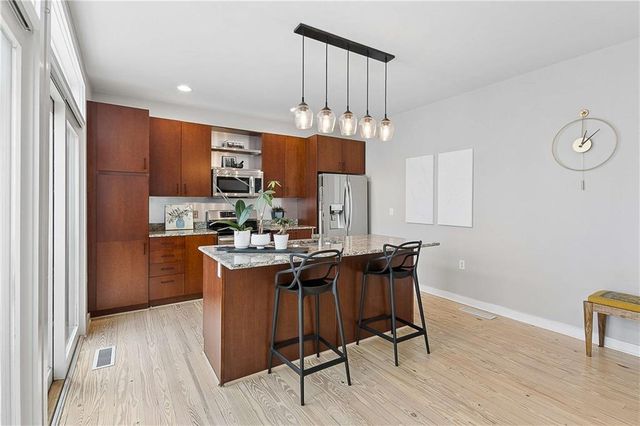 1264 Van Allen Mews NW, Atlanta, GA 30318