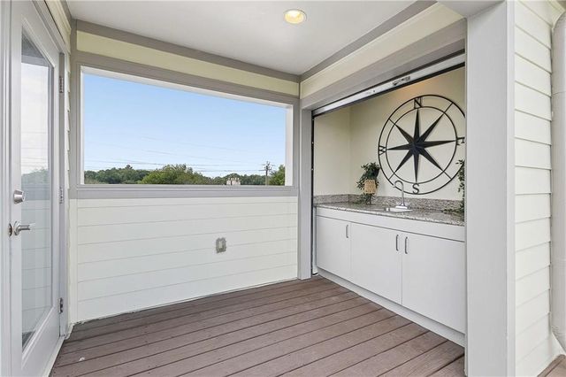 1264 Van Allen Mews NW, Atlanta, GA 30318