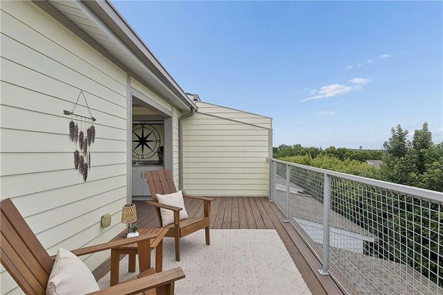 1264 Van Allen Mews NW, Atlanta, GA 30318