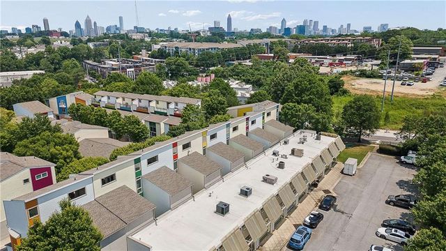 1264 Van Allen Mews NW, Atlanta, GA 30318