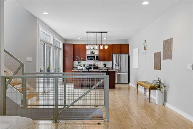 1264 Van Allen Mews NW, Atlanta, GA 30318