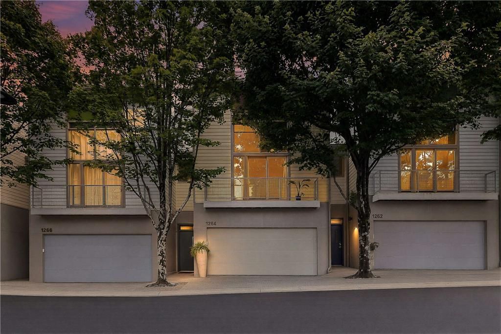 1264 Van Allen Mews NW, Atlanta, GA 30318