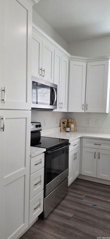 203 Hatcher, San Antonio, TX 78223