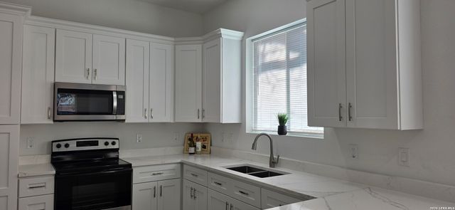 203 Hatcher, San Antonio, TX 78223