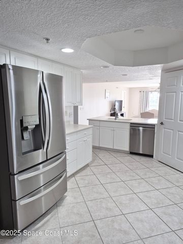 8921 Lake Drive 304, Cape Canaveral, FL 32920