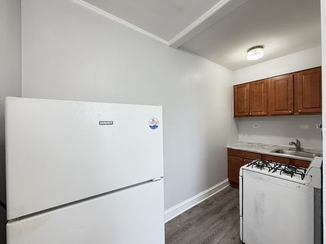 917 W EASTWOOD Avenue 714, Chicago, IL 60640