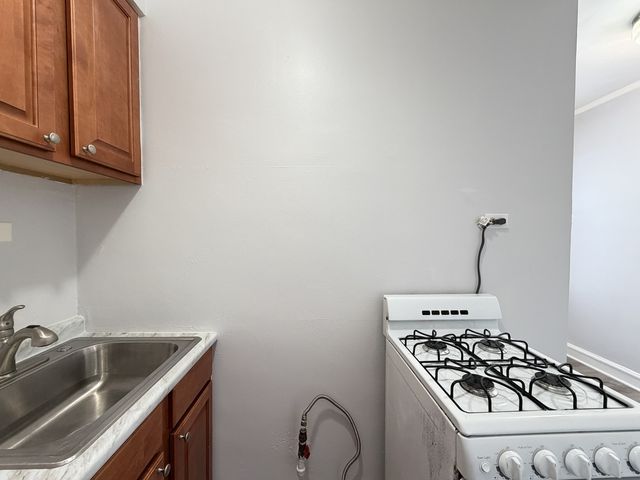 917 W EASTWOOD Avenue 714, Chicago, IL 60640