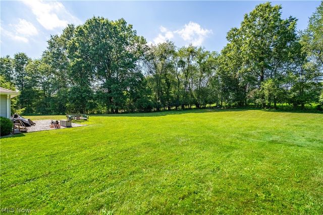 545 E Maple Street, Hartville, OH 44632
