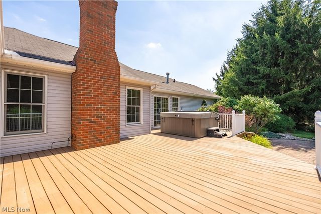 545 E Maple Street, Hartville, OH 44632