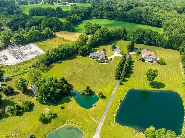 545 E Maple Street, Hartville, OH 44632