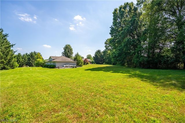 545 E Maple Street, Hartville, OH 44632