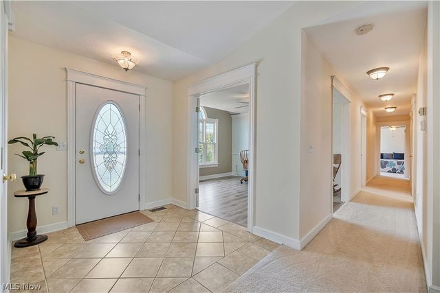 545 E Maple Street, Hartville, OH 44632