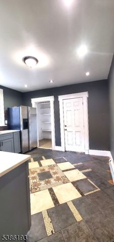 99 Rhode Island Ave, East Orange City, NJ 07018