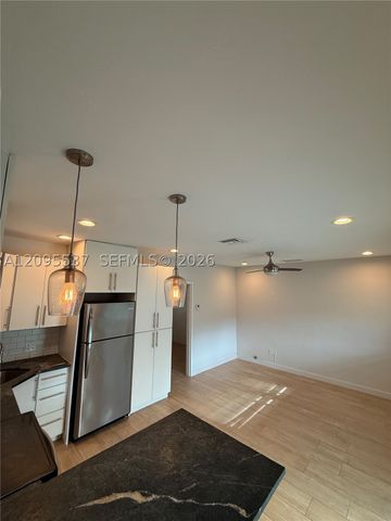 1280 NE 105th St 3, Miami Shores, FL 33138