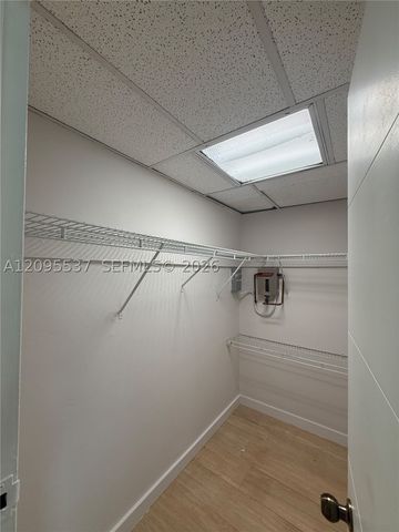 1280 NE 105th St 3, Miami Shores, FL 33138