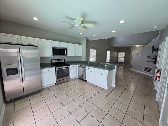 702 SONJA CIRCLE, Davenport, FL 33897
