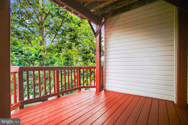 3335 BEECHCLIFF DR, Alexandria, VA 22306