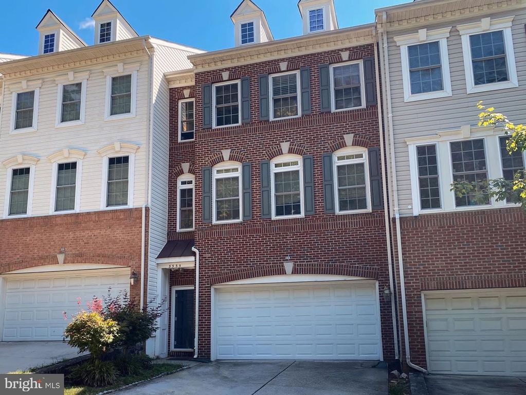 3335 BEECHCLIFF DR, Alexandria, VA 22306