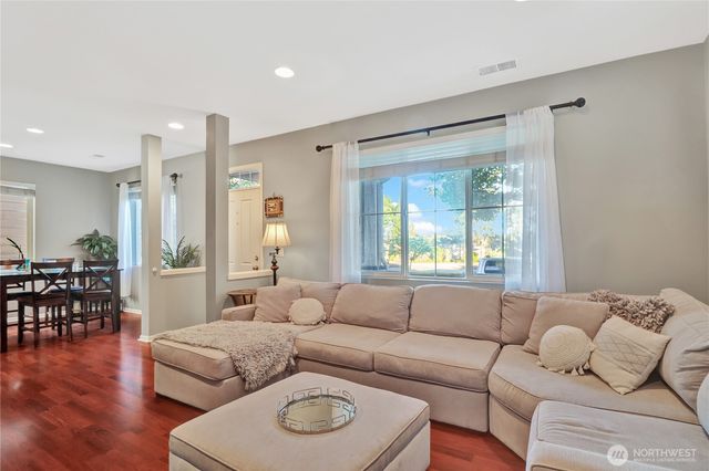 5852 SE Balustrade Boulevard SE, Lacey, WA 98513