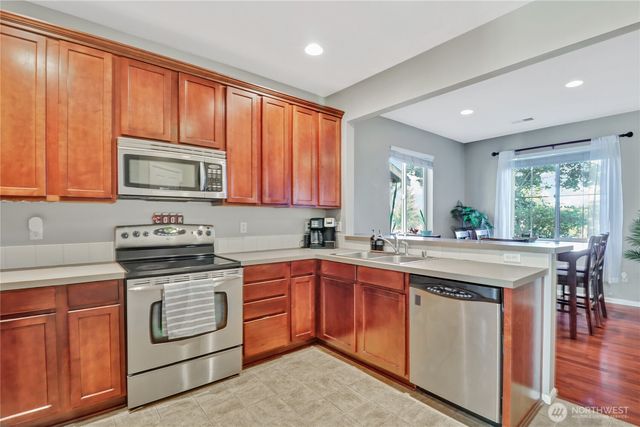 5852 SE Balustrade Boulevard SE, Lacey, WA 98513