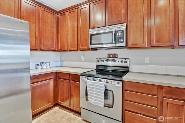 5852 SE Balustrade Boulevard SE, Lacey, WA 98513