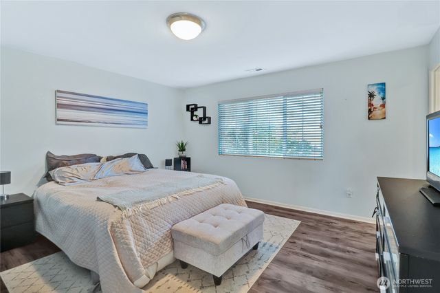 5852 SE Balustrade Boulevard SE, Lacey, WA 98513