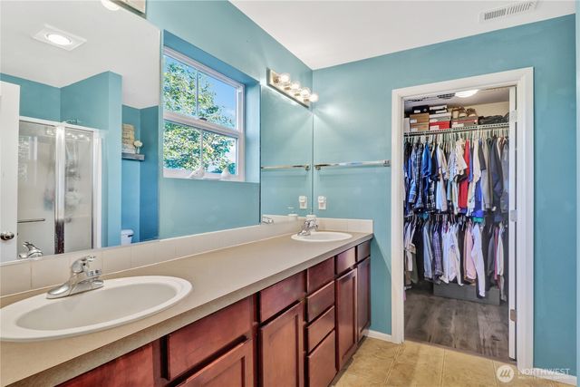 5852 SE Balustrade Boulevard SE, Lacey, WA 98513