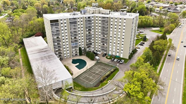 5100 US Hwy 42 733, Louisville, KY 40241