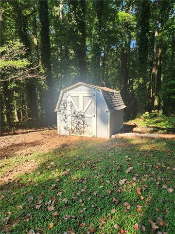 4680 Lost Mountain Drive, Powder Springs, GA 30127
