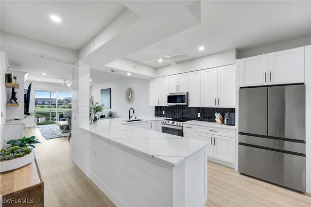 2740 Cypress Trace CIR 2715, Naples, FL 34119