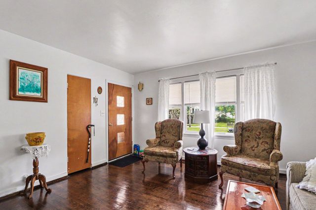 206 S Adams Street, Hebron, IN 46341