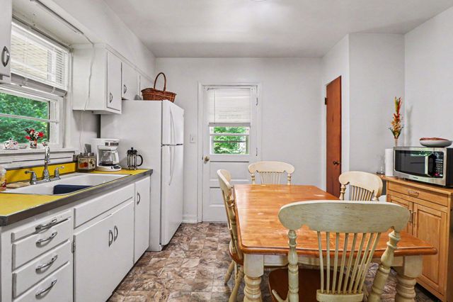 206 S Adams Street, Hebron, IN 46341