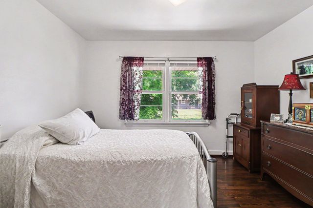 206 S Adams Street, Hebron, IN 46341