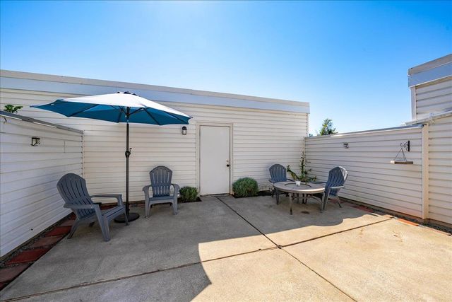 7237 Cinnamon Cir, Citrus Heights, CA 95621